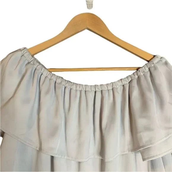 Harlow and graham off the shoulder blouse. Size xs - Picture 2 of 9
